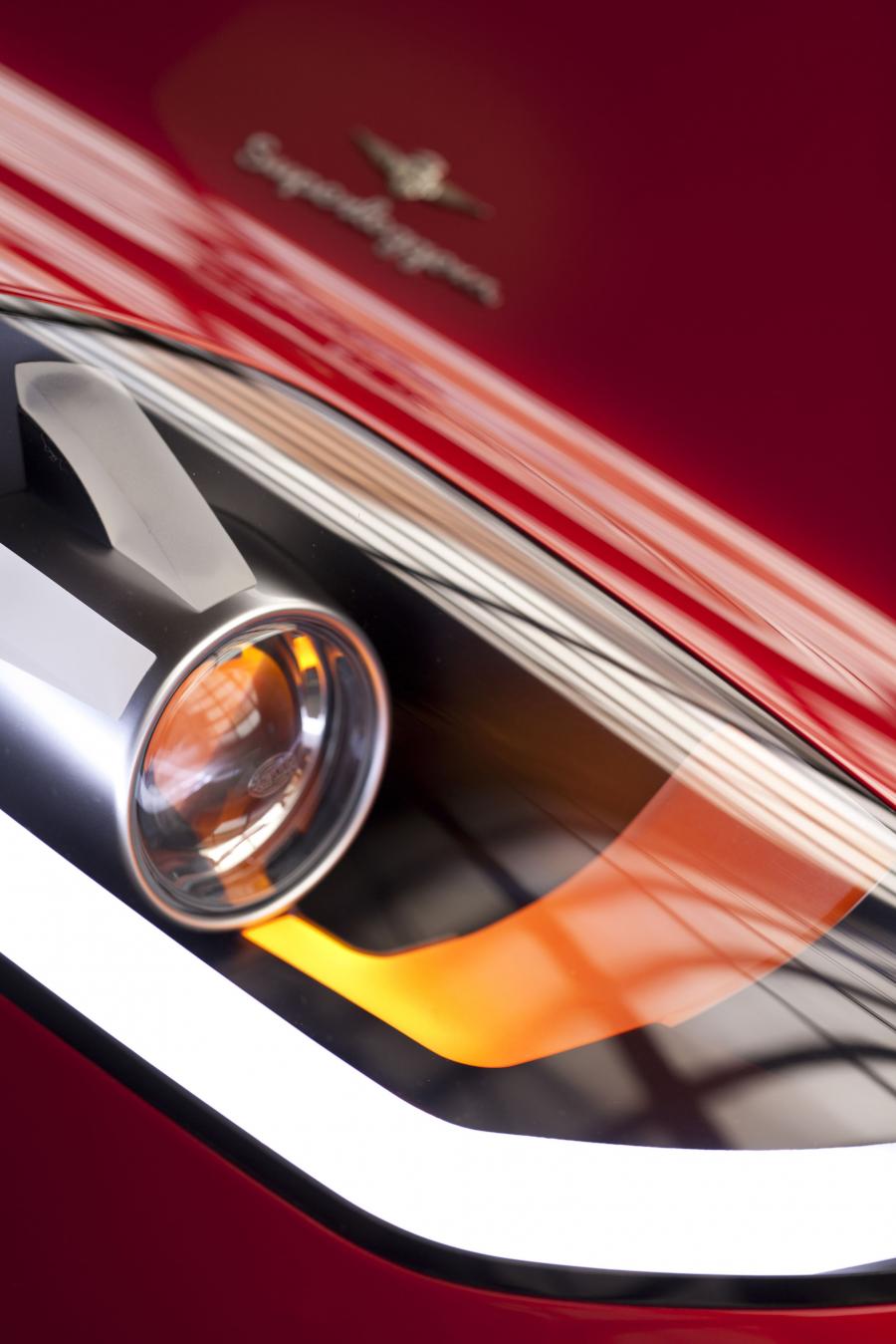 Детали экстерьера Alfa Romeo Disco Volante Concept 2012 года  (фото 10 из 45)